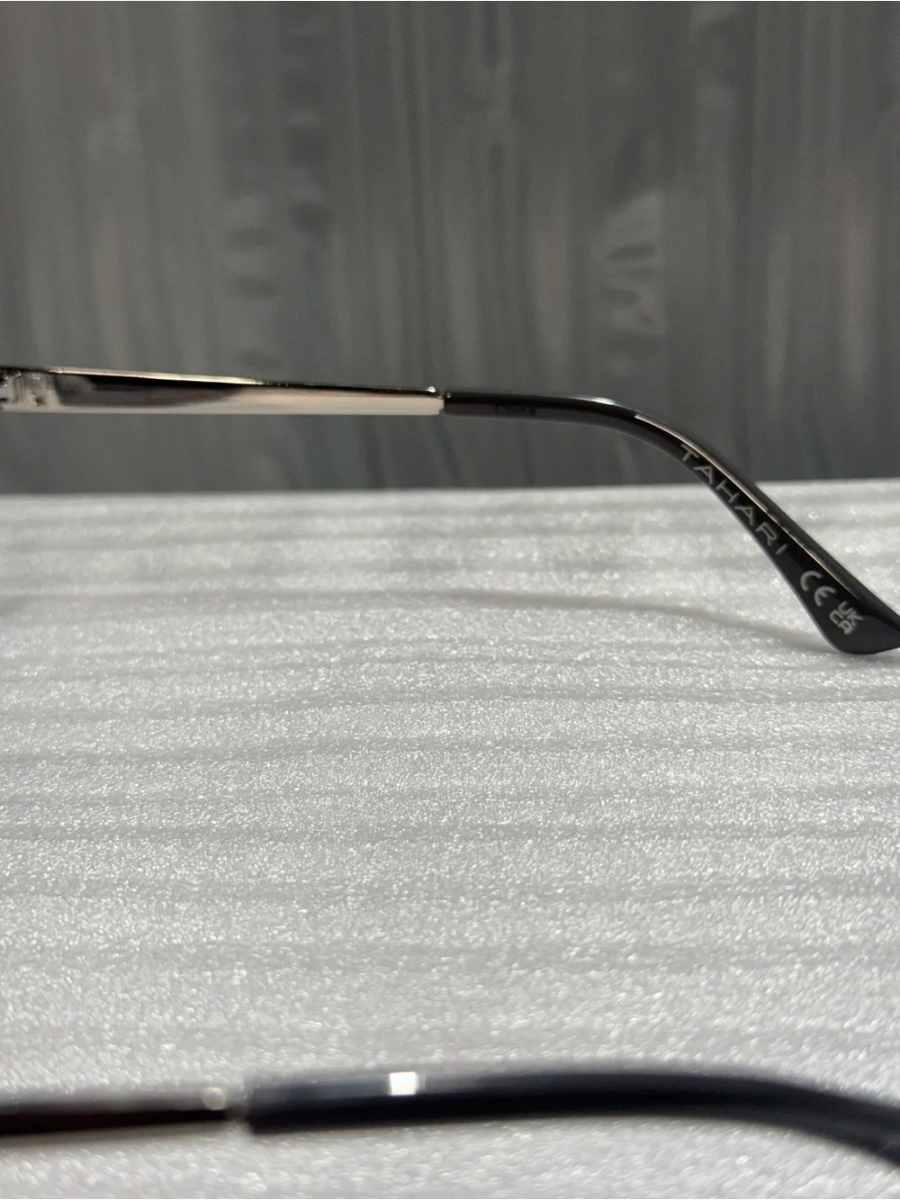 Tahari Sport Shield Sunglasses Silver Frame Gray Gradient Lens-Unisex-New